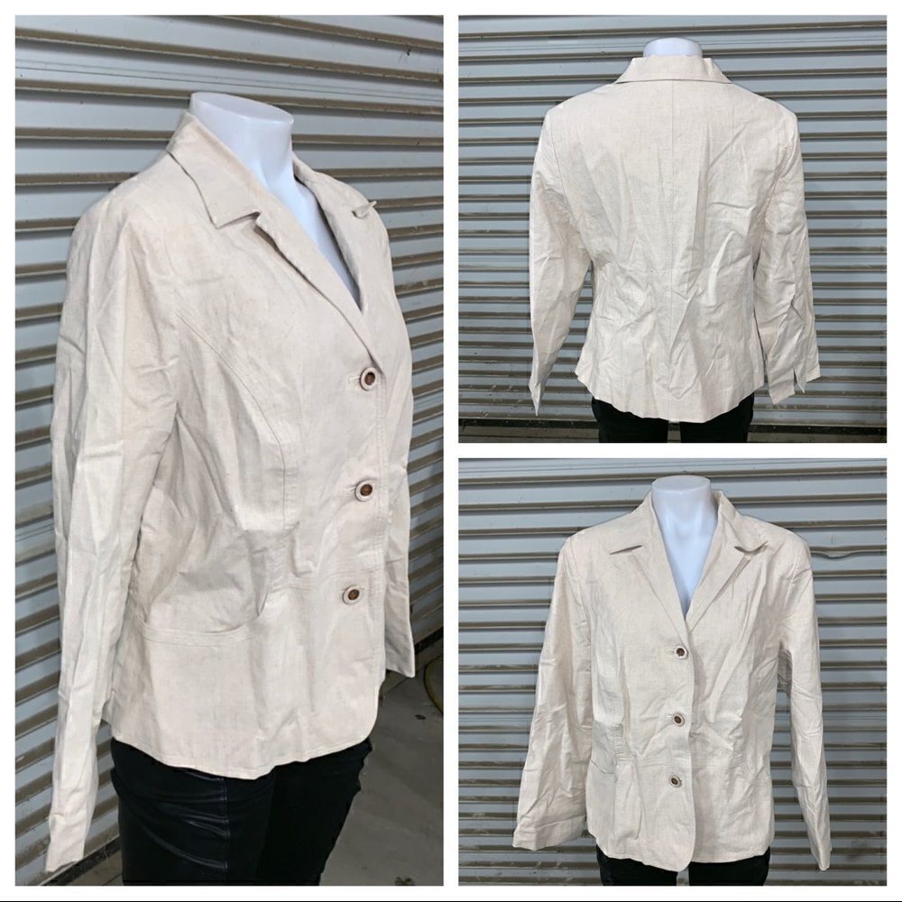 Requirements size 14 beige blazer